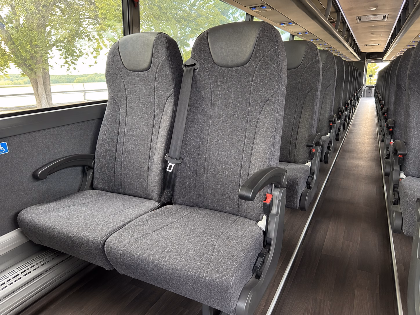 hvn airport shuttles for out of town wedding guests
