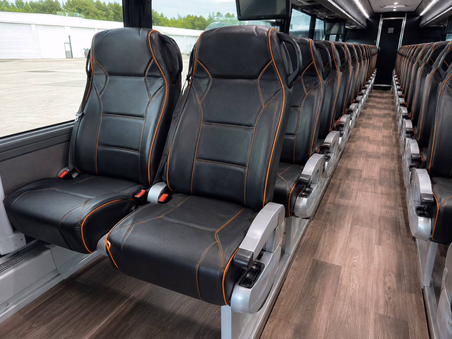 new haven airport shuttles for military and government travel