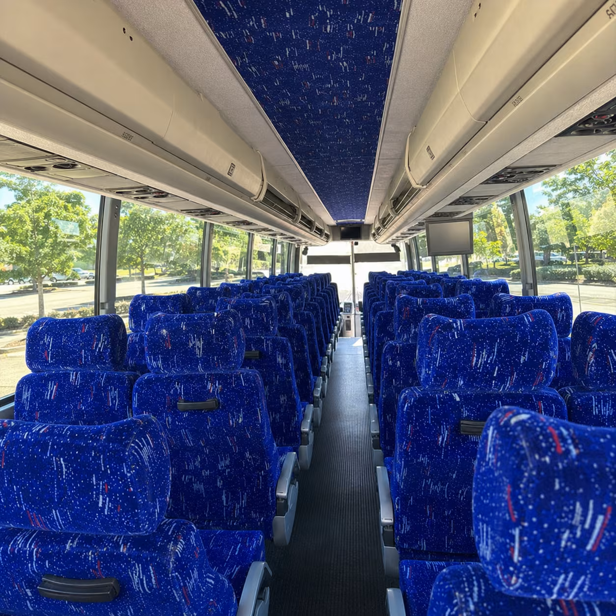 new haven charter bus services interior