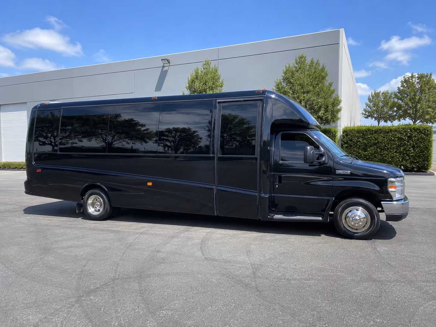 new haven wedding quinceanera and celebration bus rentals
